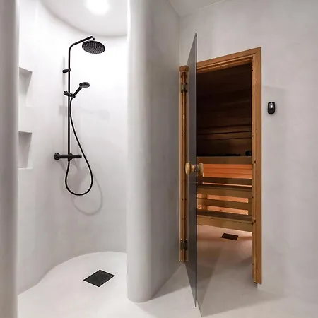 빌라 Luxury With 6 Bedrooms & Pool Etc 탈린