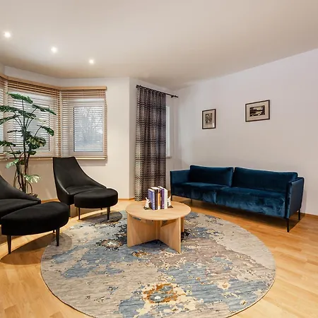 빌라 Luxury With 6 Bedrooms & Pool Etc