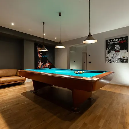 Luxury With 6 Bedrooms & Pool Etc ヴィラ *