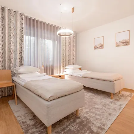 Vila Luxury With 6 Bedrooms & Pool Etc