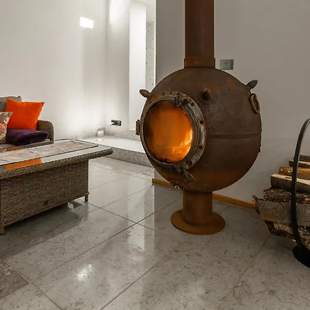 Luxury With 6 Bedrooms & Pool Etc Vila *