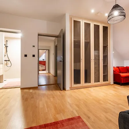 Luxury With 6 Bedrooms & Pool Etc Vila *