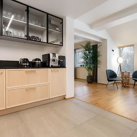 Luxury With 6 Bedrooms & Pool Etc Tallinn